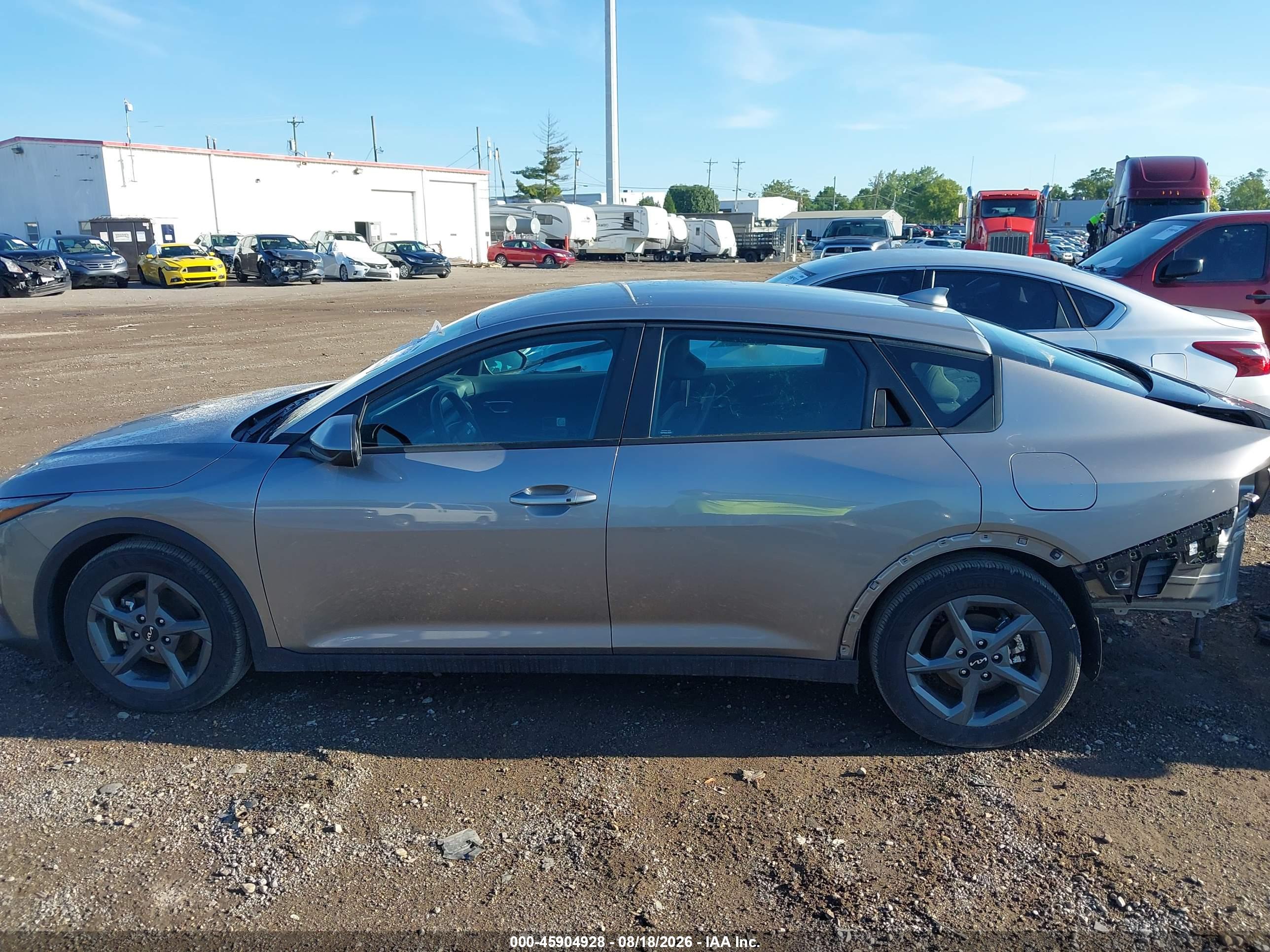 2025 KIA K4 LXS