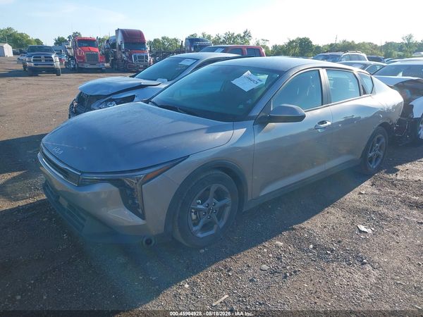 2025 KIA K4 LXS