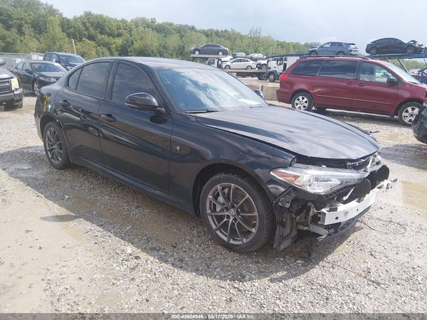 2018 ALFA ROMEO GIULIA AWD