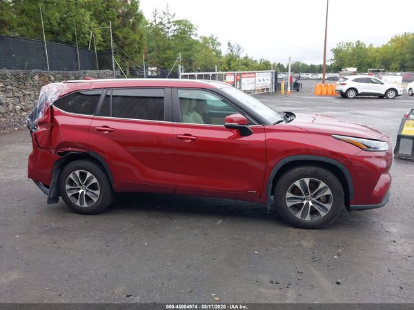 2023 TOYOTA HIGHLANDER HYBRID XLE