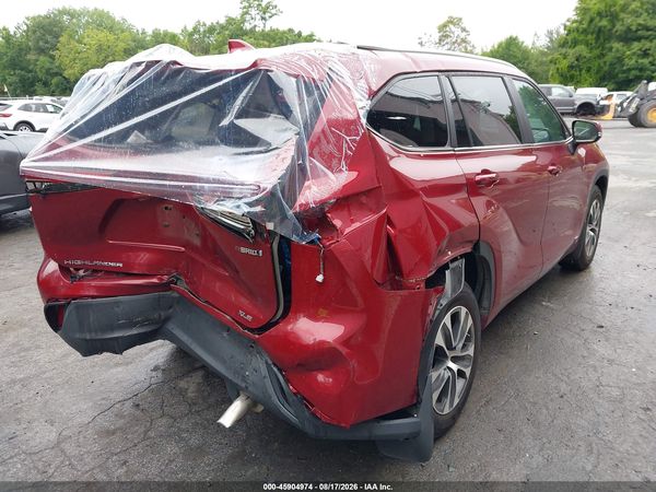 2023 TOYOTA HIGHLANDER HYBRID XLE