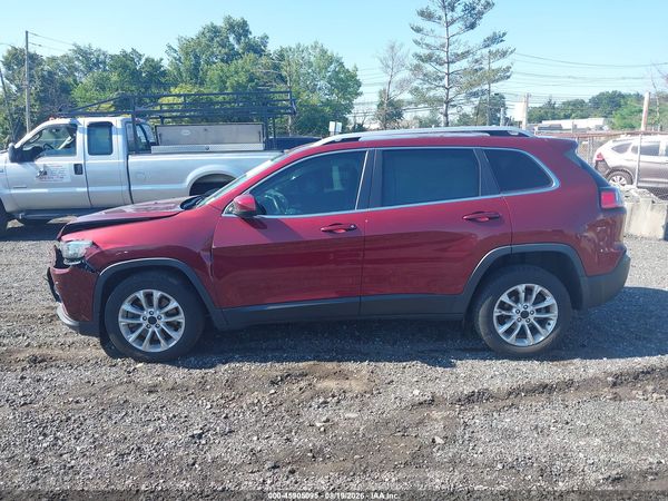 2019 JEEP CHEROKEE LATITUDE FWD