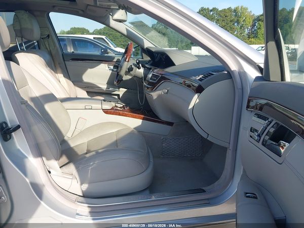 2013 MERCEDES-BENZ S 550 S550