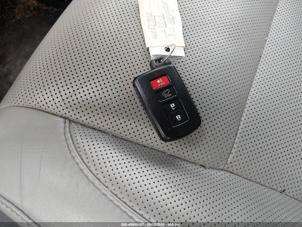 2016 TOYOTA HIGHLANDER LIMITED V6