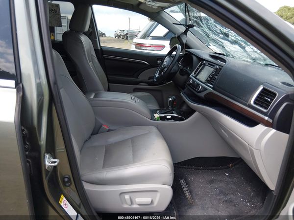 2016 TOYOTA HIGHLANDER LIMITED V6
