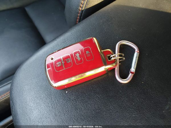 2018 TOYOTA RAV4 SE