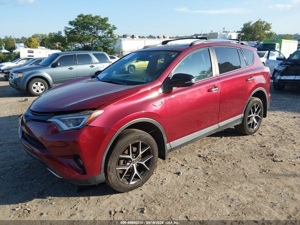 2018 TOYOTA RAV4 SE