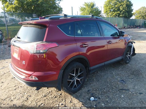 2018 TOYOTA RAV4 SE