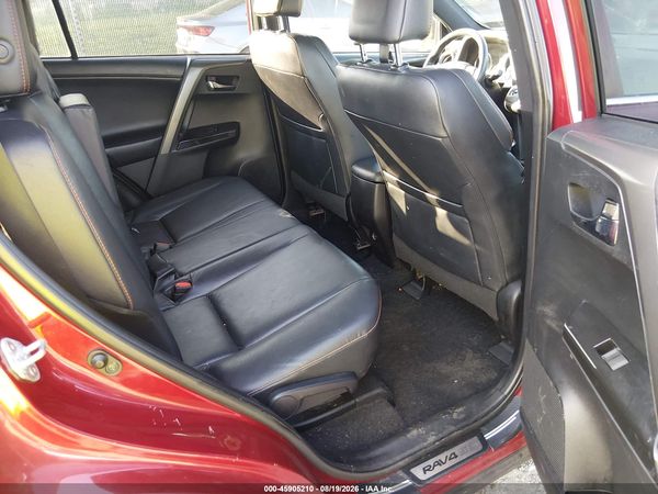 2018 TOYOTA RAV4 SE