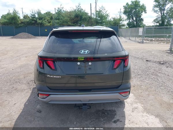 2025 HYUNDAI TUCSON SE