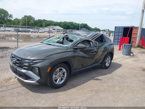 2025 HYUNDAI TUCSON SE