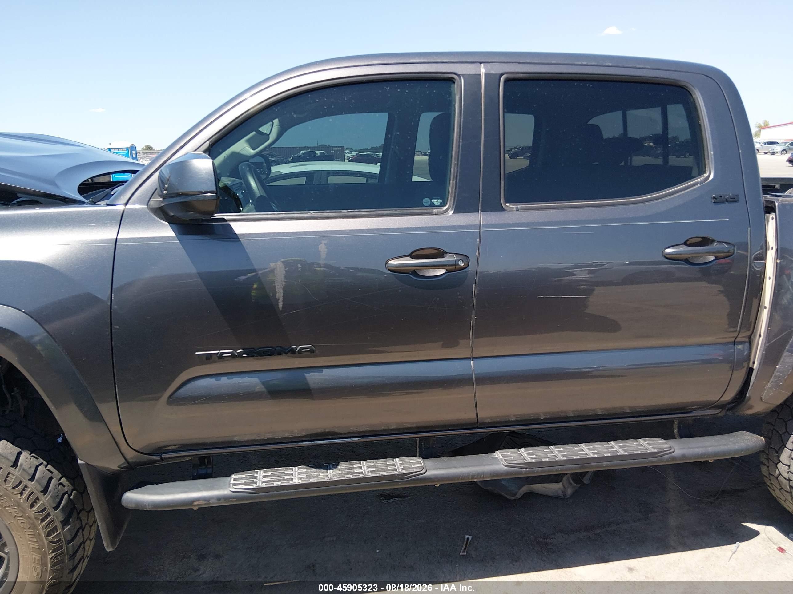 2017 TOYOTA TACOMA SR5 V6