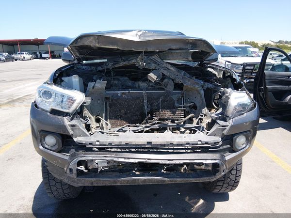 2017 TOYOTA TACOMA SR5 V6