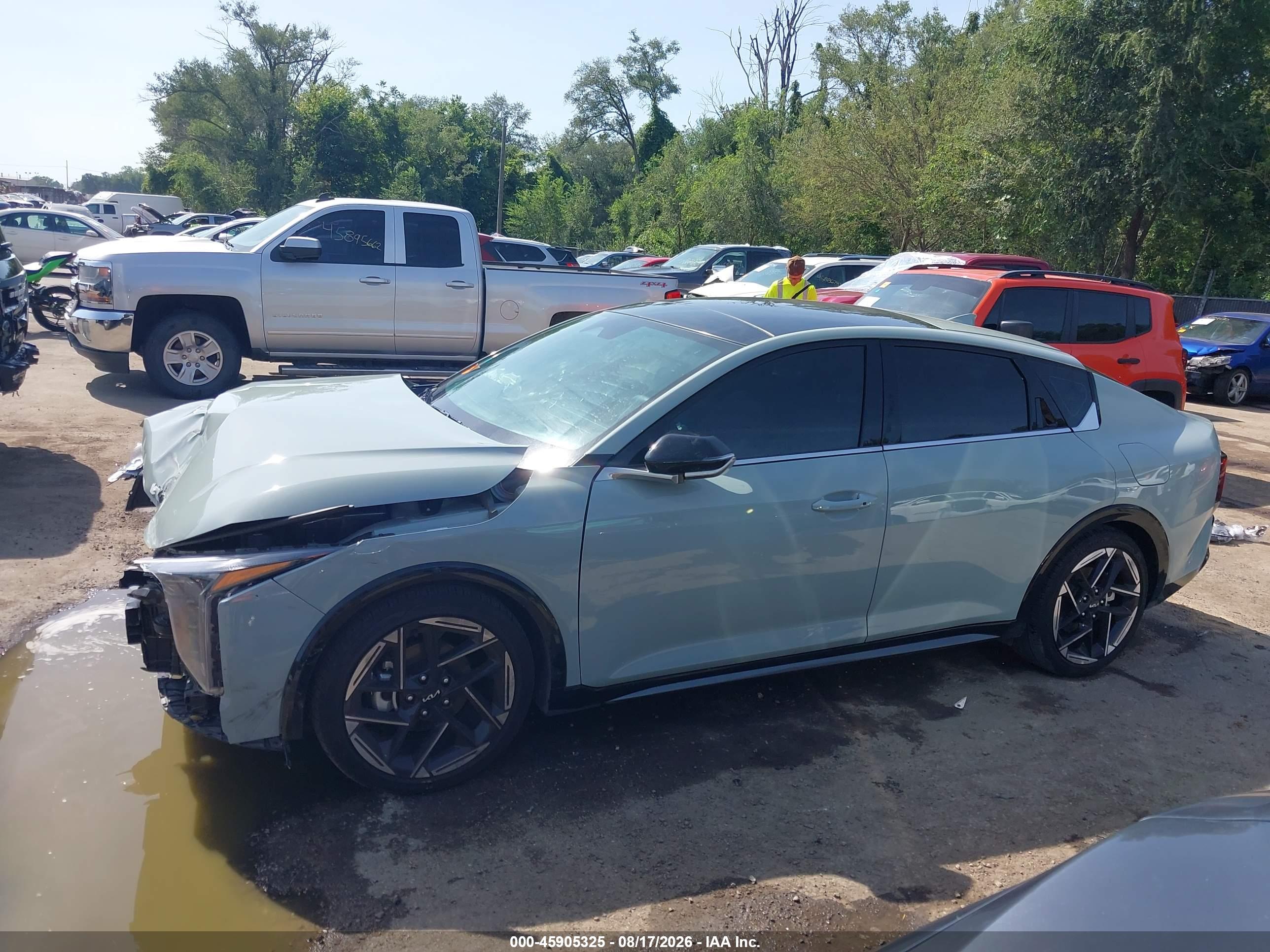 2025 KIA K4 GT-LINE
