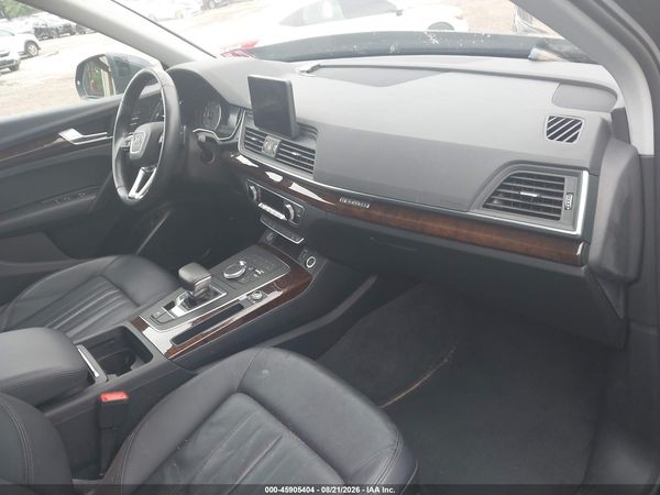 2020 AUDI Q5 — I5