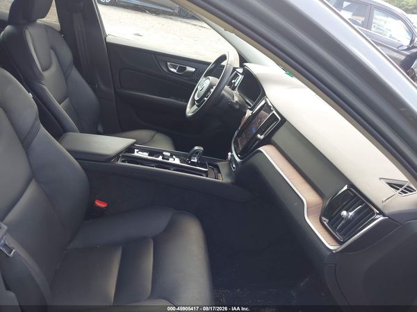 2023 VOLVO V60 CROSS COUNTRY B5 PLUS