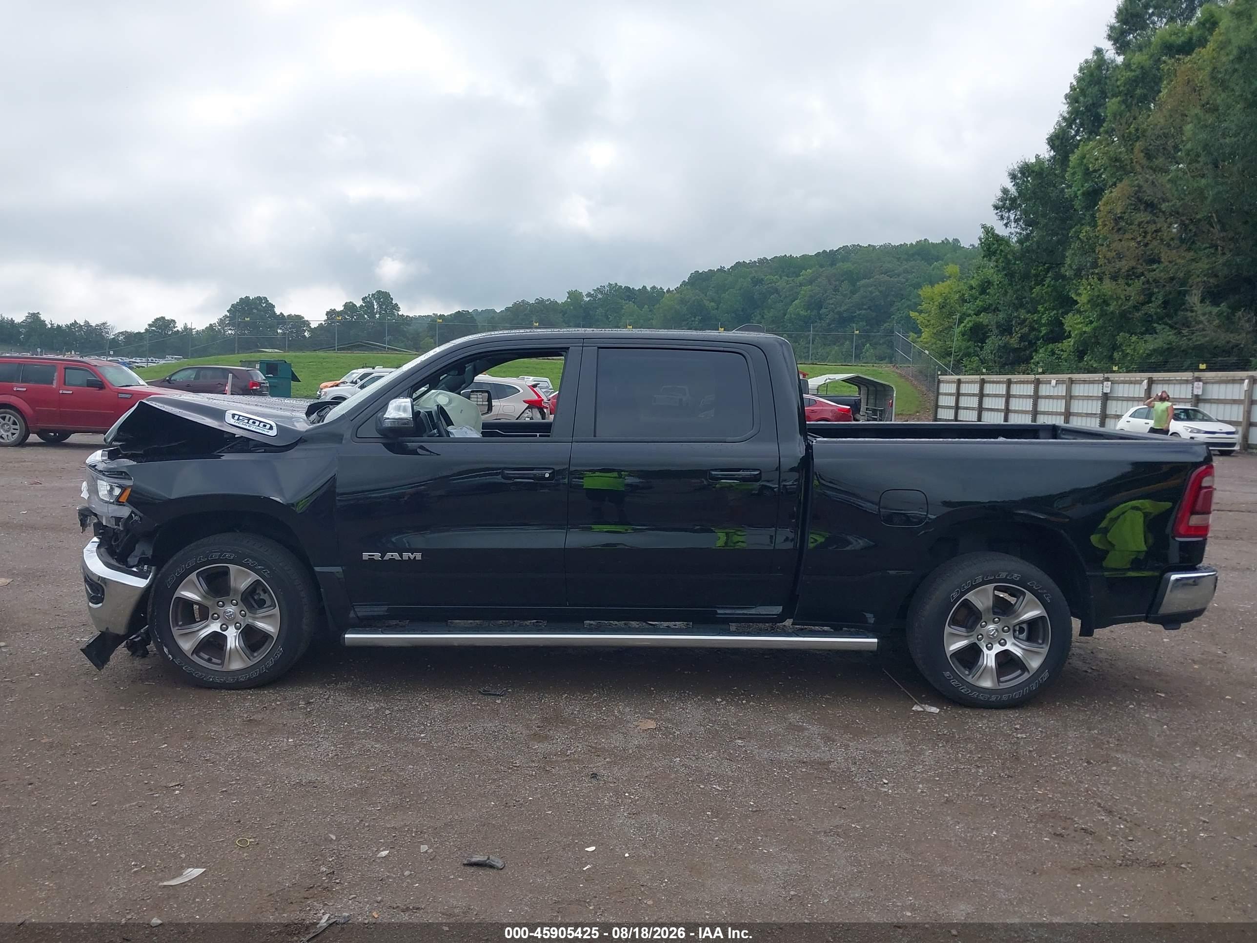 2023 RAM 1500 LARAMIE  4X4 6'4 BOX