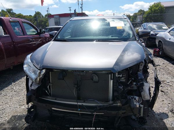 2019 TOYOTA HIGHLANDER XLE