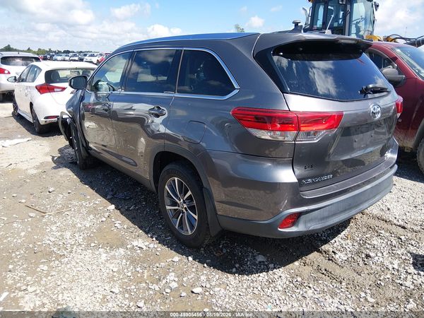 2019 TOYOTA HIGHLANDER XLE