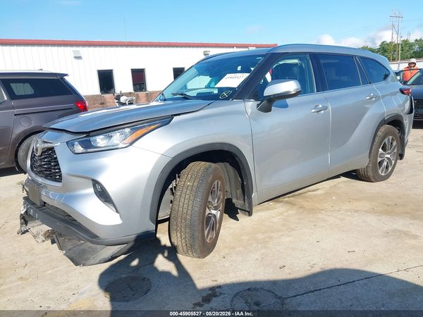 2020 TOYOTA HIGHLANDER XLE
