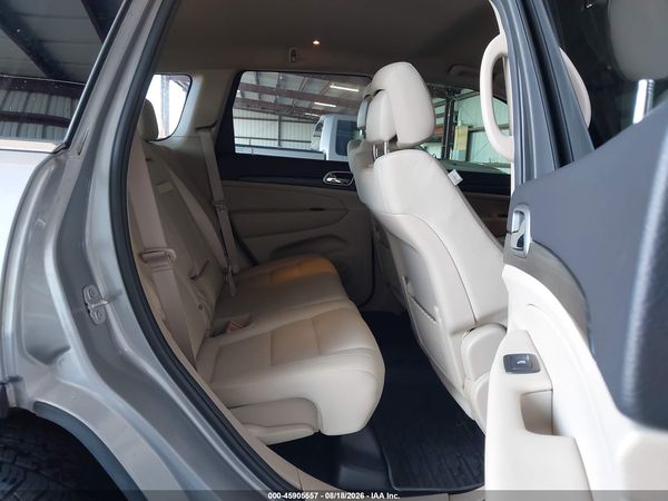 2019 JEEP GRAND CHEROKEE LAREDO E 4X4 — I8