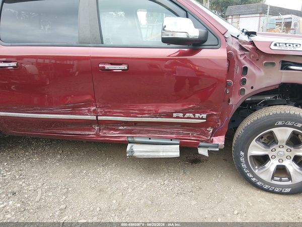 2022 RAM 1500 LARAMIE  4X4 5'7 BOX