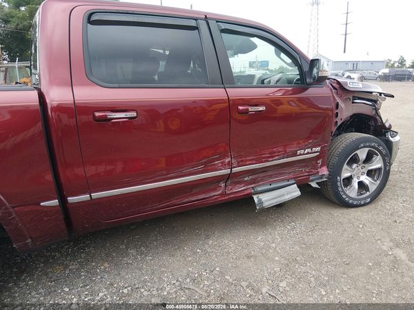 2022 RAM 1500 LARAMIE  4X4 5'7 BOX