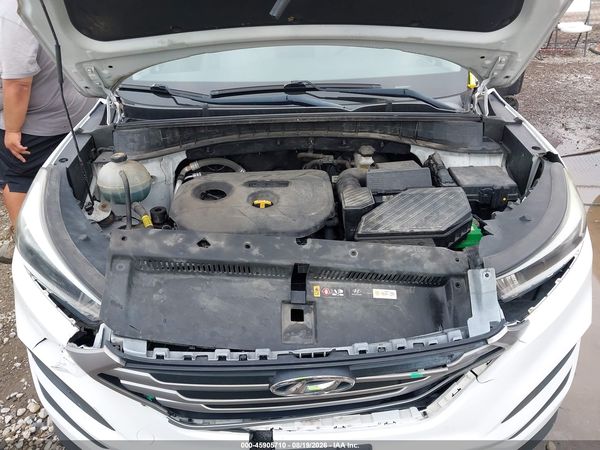 2018 HYUNDAI TUCSON SE