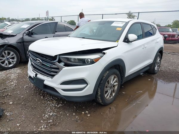 2018 HYUNDAI TUCSON SE