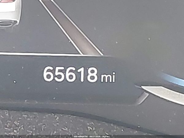 2023 GENESIS G70 2.0T AWD — I118