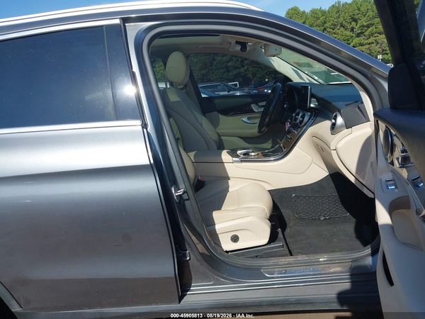 2016 MERCEDES-BENZ GLC 300 GLC300