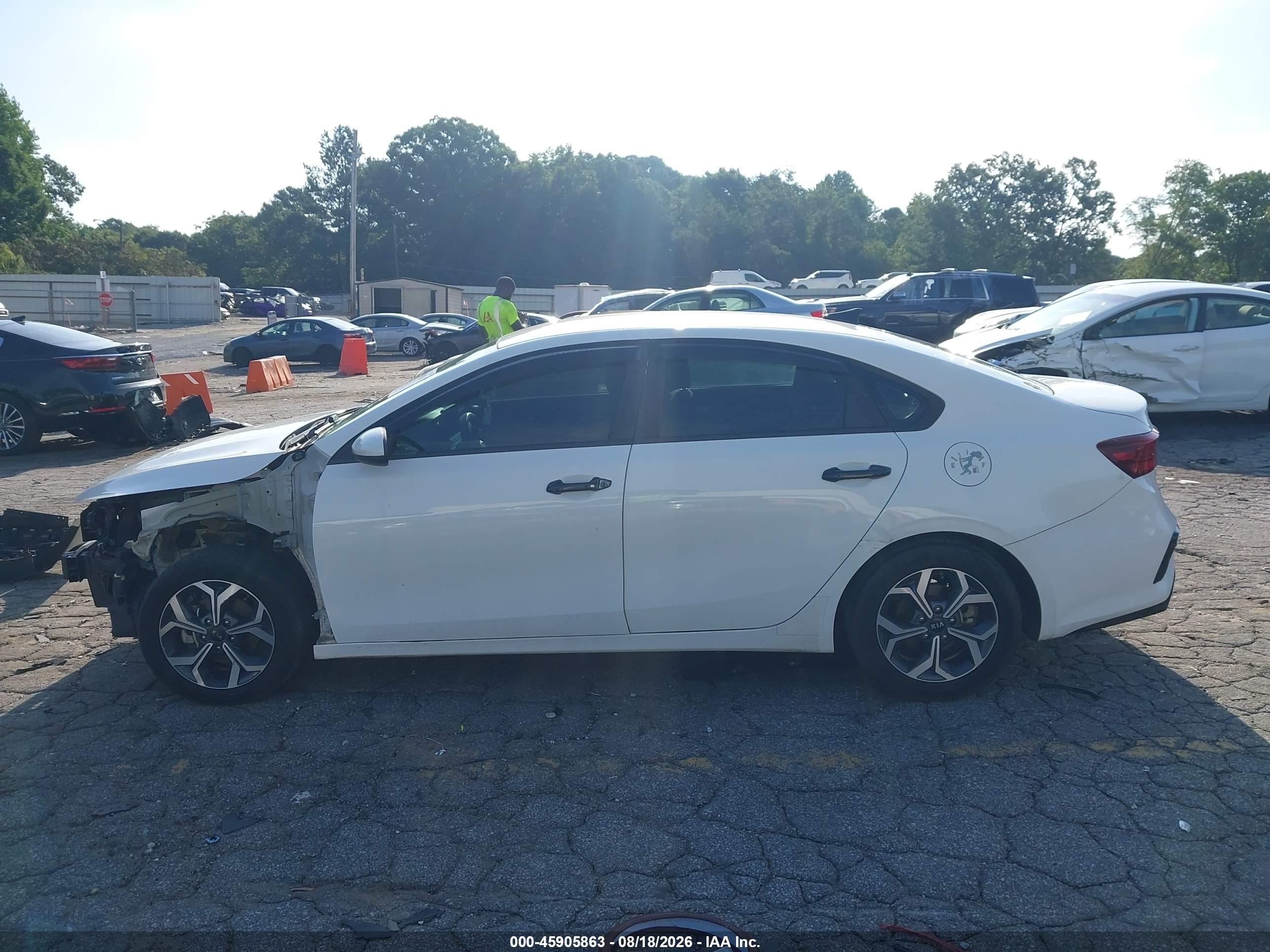 2019 KIA FORTE LXS