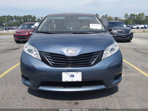 2014 TOYOTA SIENNA L V6 7 PASSENGER