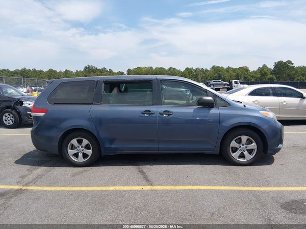 2014 TOYOTA SIENNA L V6 7 PASSENGER