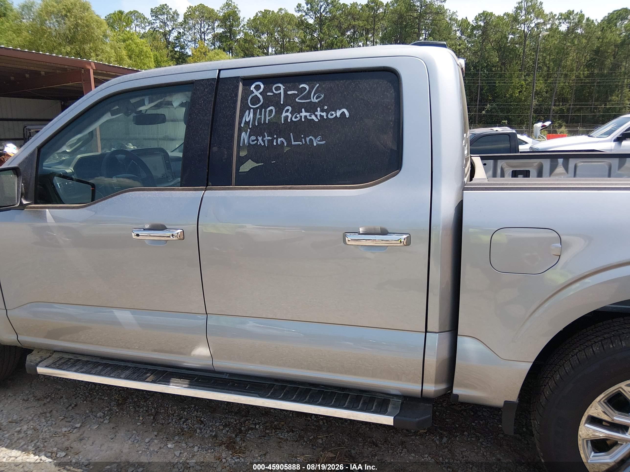 2025 FORD F-150 XLT