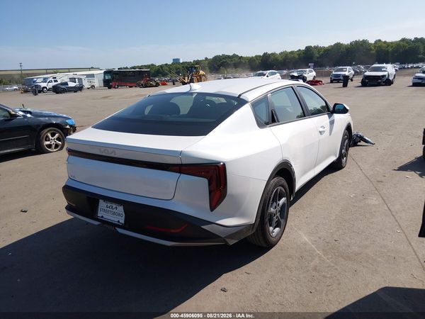 2026 KIA K4 LXS