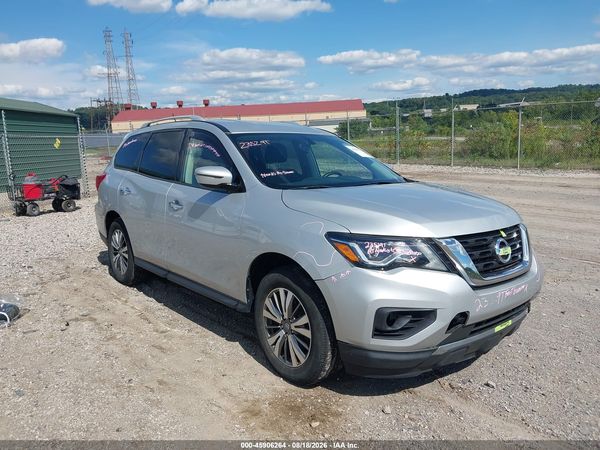 2018 NISSAN PATHFINDER SV — I1