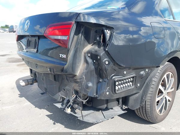 2017 VOLKSWAGEN JETTA 1.4T SE — I152