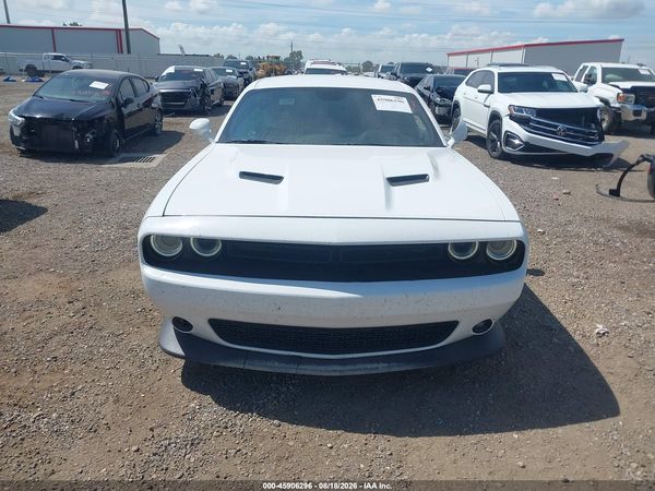 2022 DODGE CHALLENGER SXT