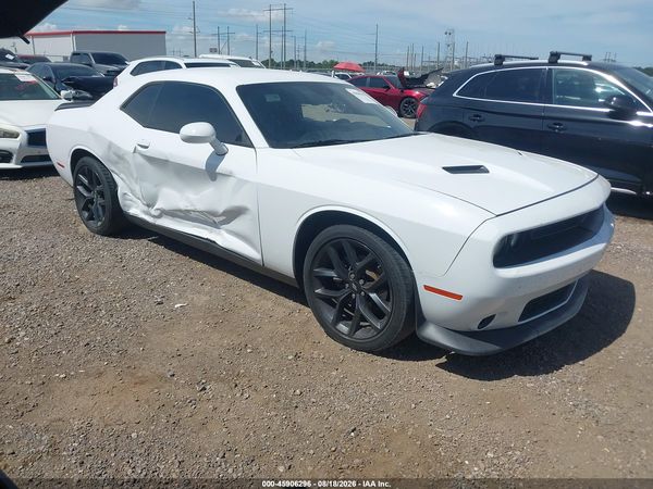 2022 DODGE CHALLENGER SXT