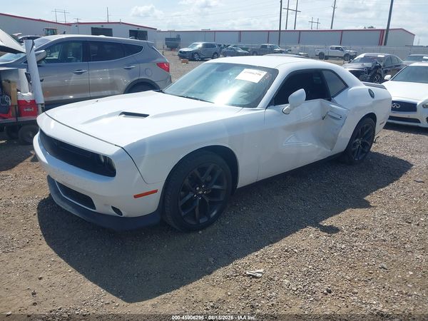2022 DODGE CHALLENGER SXT