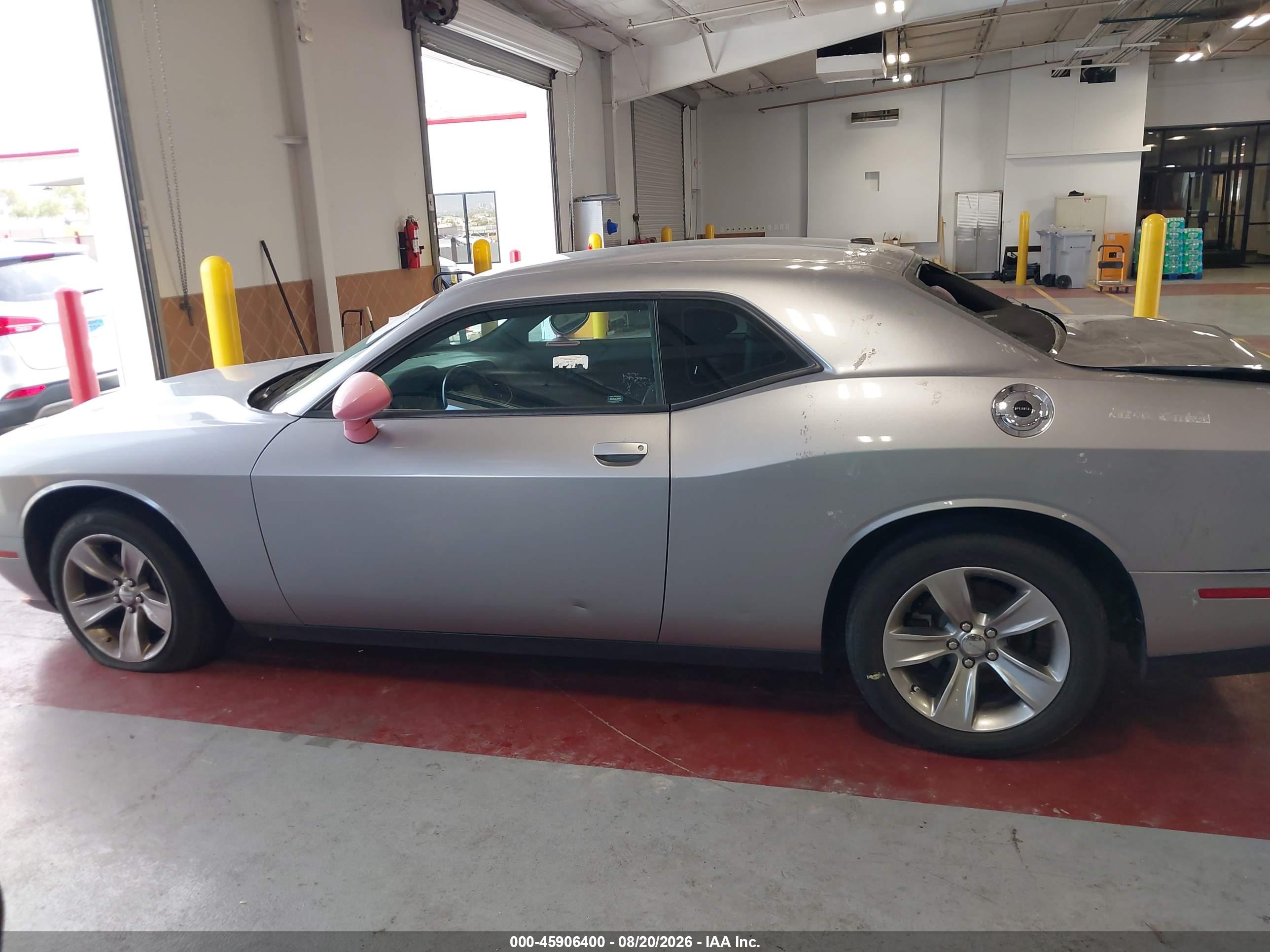 2015 DODGE CHALLENGER SXT