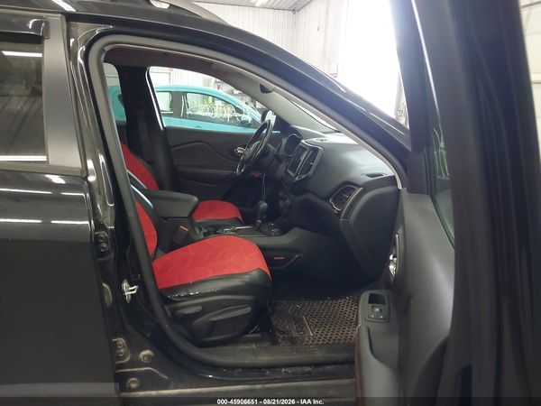 2020 JEEP CHEROKEE TRAILHAWK 4X4