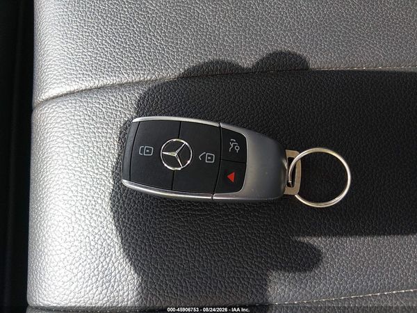 2021 MERCEDES-BENZ GLA 250 4MATIC