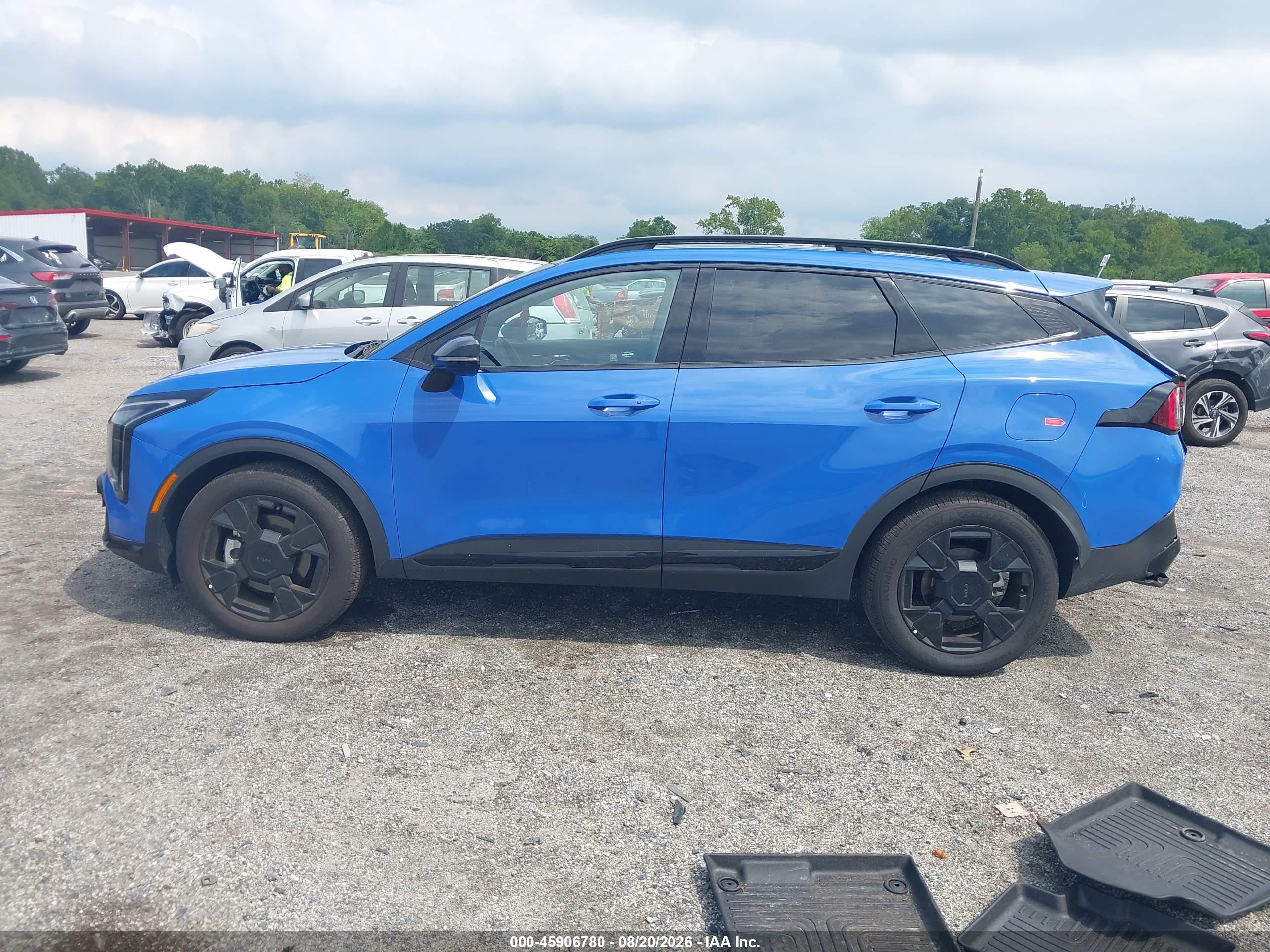 2026 KIA SPORTAGE X-LINE
