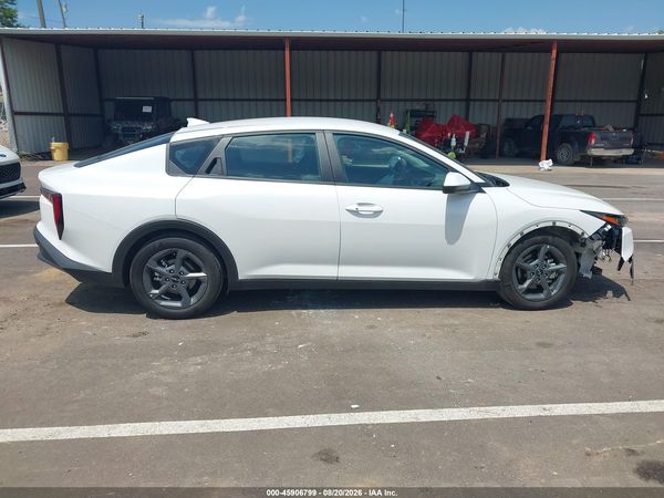 2025 KIA K4 LXS