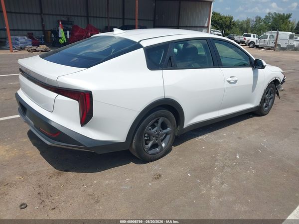 2025 KIA K4 LXS