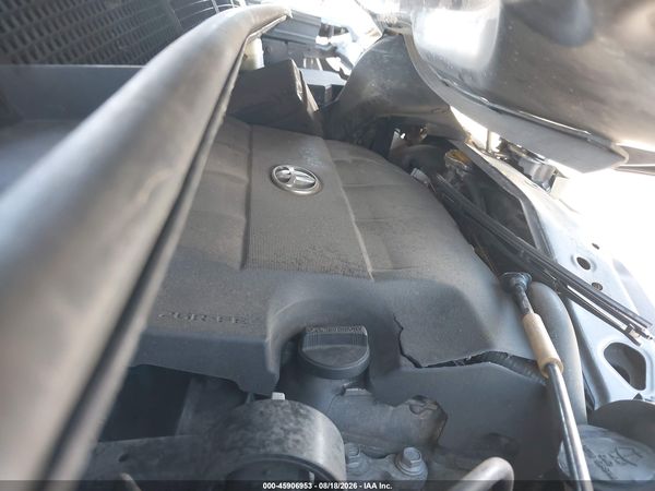 2014 TOYOTA SIENNA LE V6 8 PASSENGER — I10