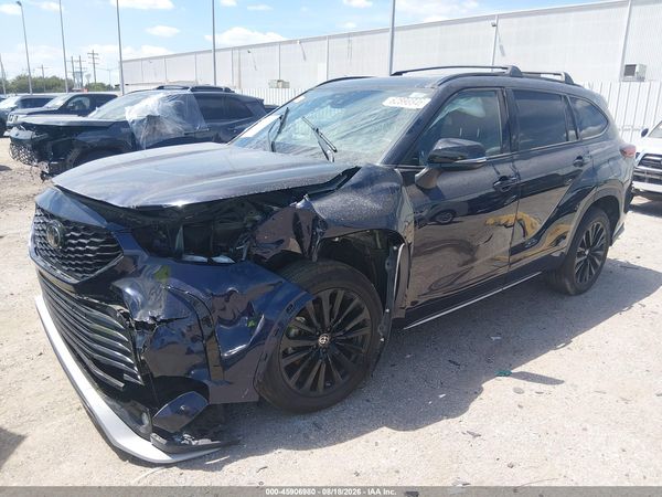 2023 TOYOTA HIGHLANDER XSE