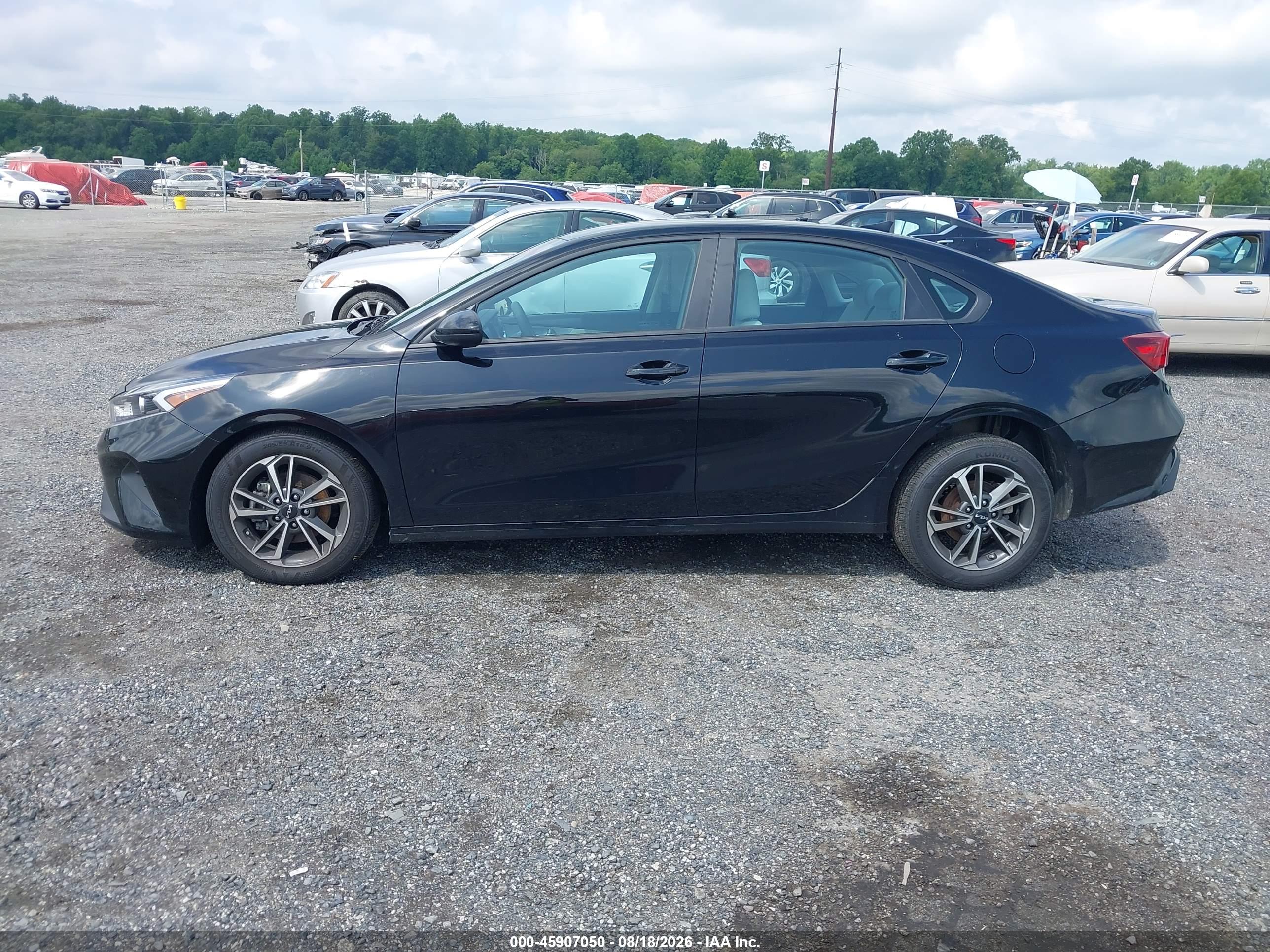 2023 KIA FORTE LXS